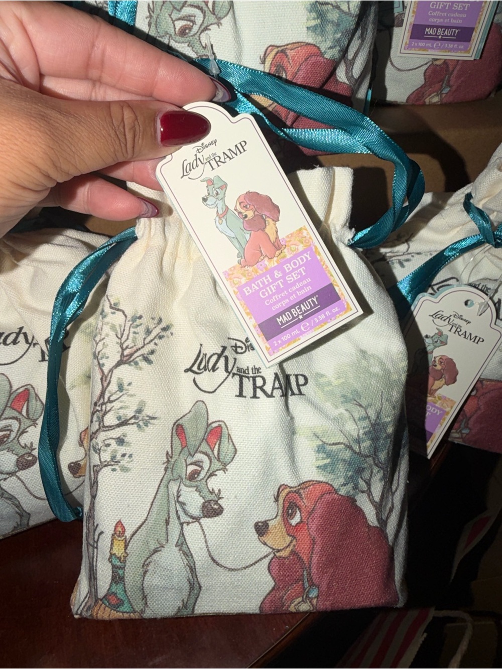 Disney Lady and the Tramp  Set - bath and body gift set Cream/Teal - MAD BEAUTY
